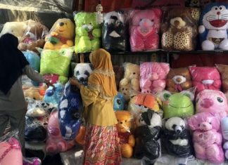 Kemenkop UKM Rilis e-Form Data UMKM Terdampak Covid-19 Pasar Gembrong